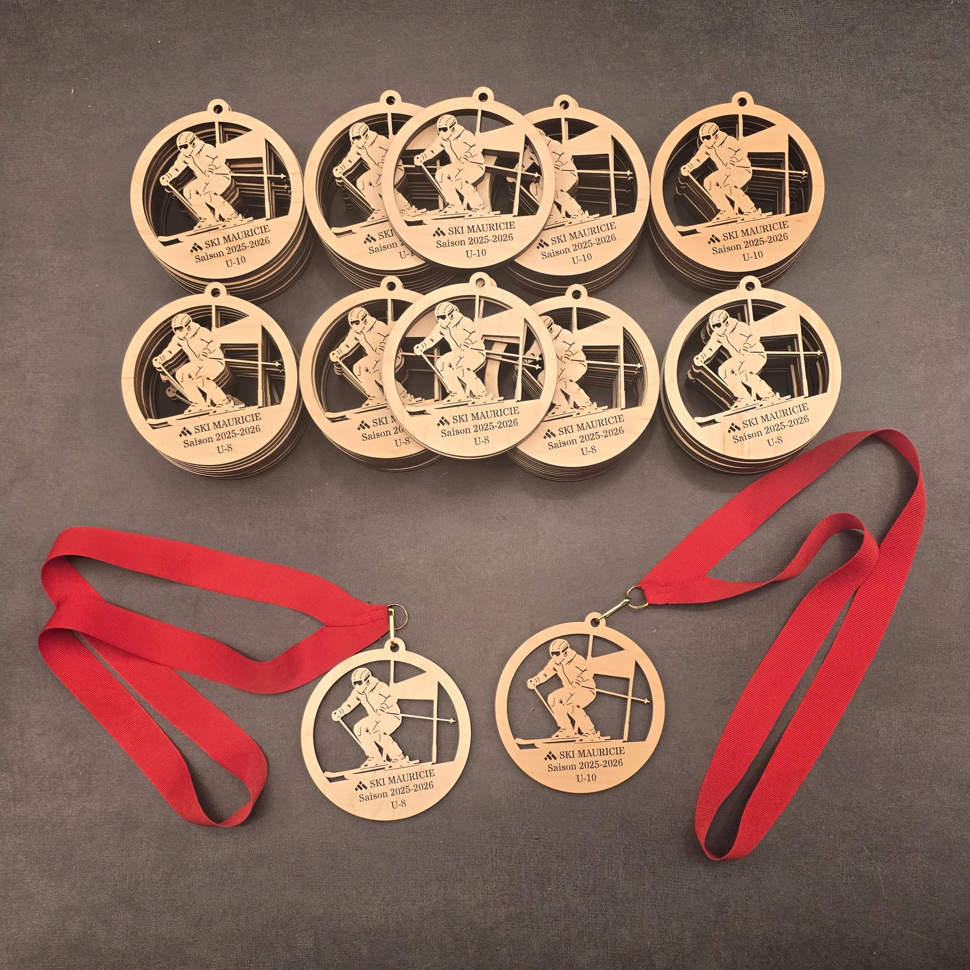Custom wooden ski medals for Ski Mauricie tournament | Ornemoi
